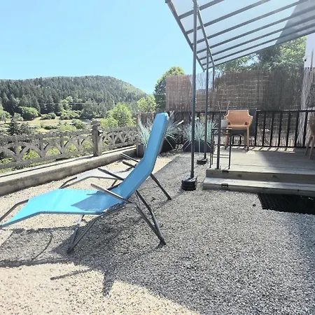 Au Pied De La Foret ! Guest house 3*